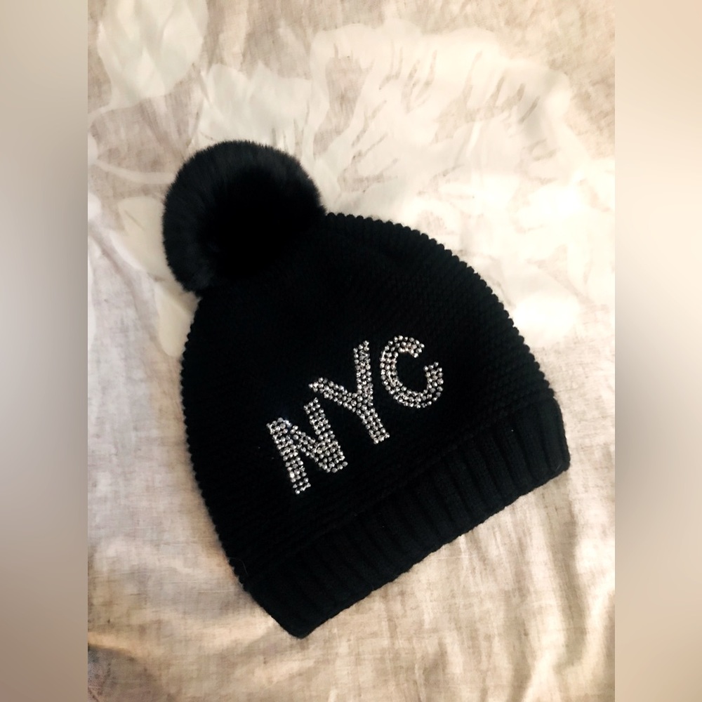 BLACK W/ NYC RHINESTONES WINTER HAT (nwot)